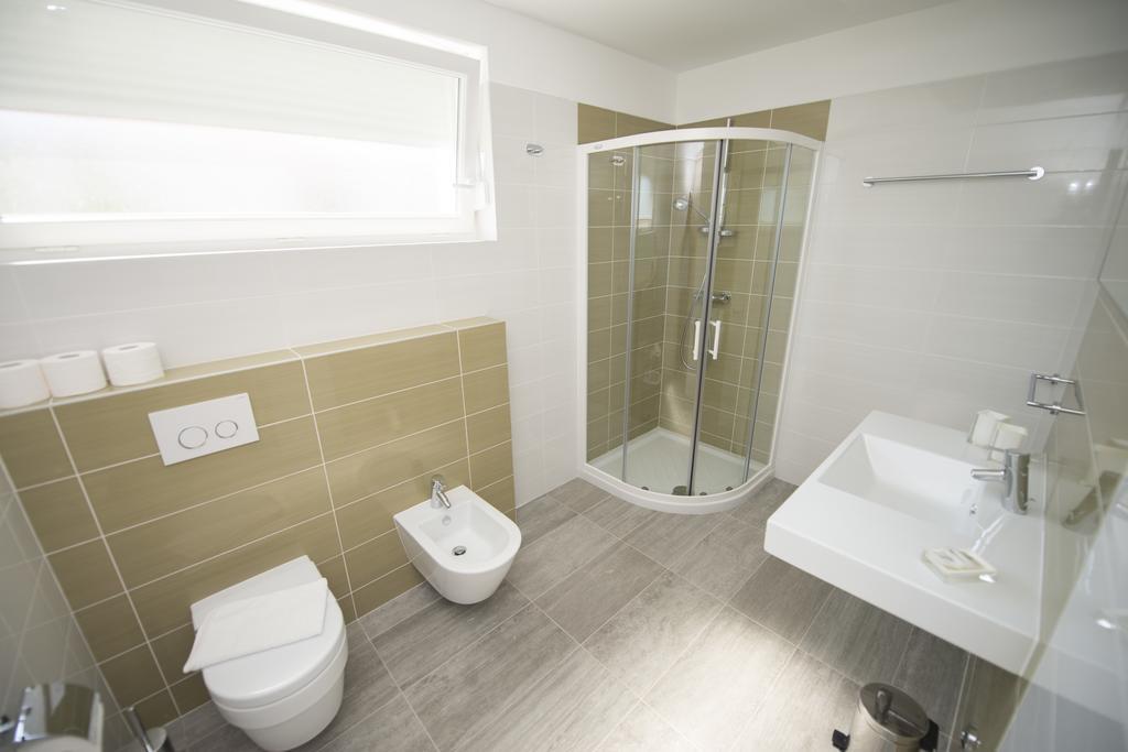 Villa Danex Premium Umag Rum bild