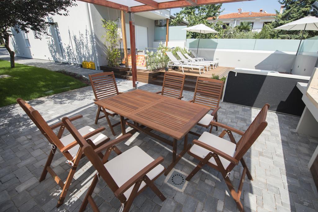 Villa Danex Premium Umag Exteriör bild